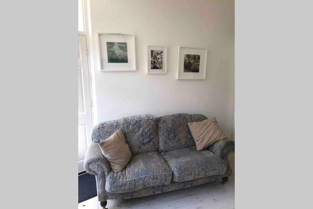 2 Bed Lovely Garden Flat Nr Wandsworth Common * Londra